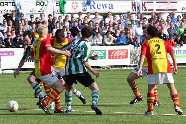 SC Genemuiden   - CSV Apeldoorn (Foto Helmich Lubberts).
